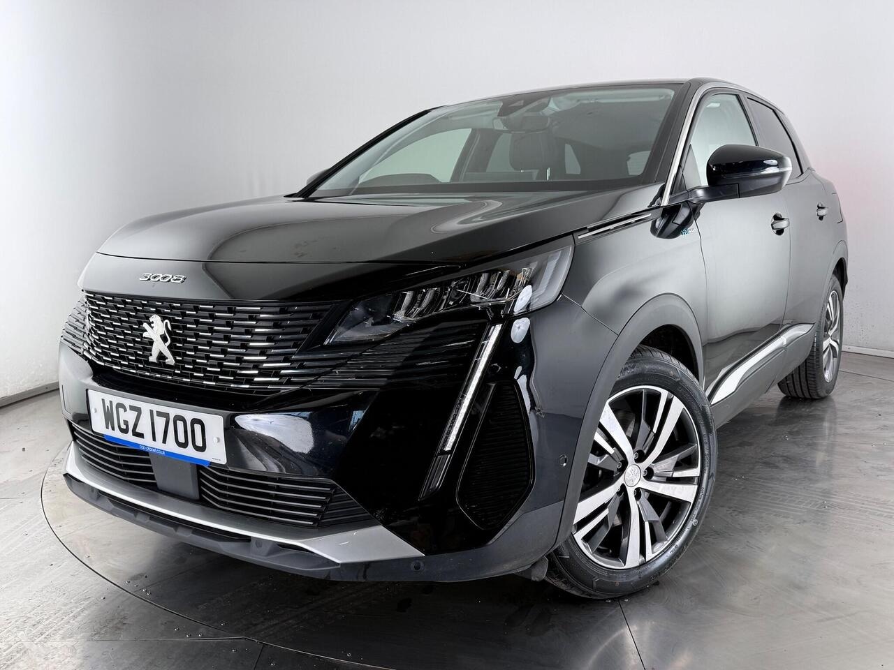 Peugeot 3008 thumbnail Front Left