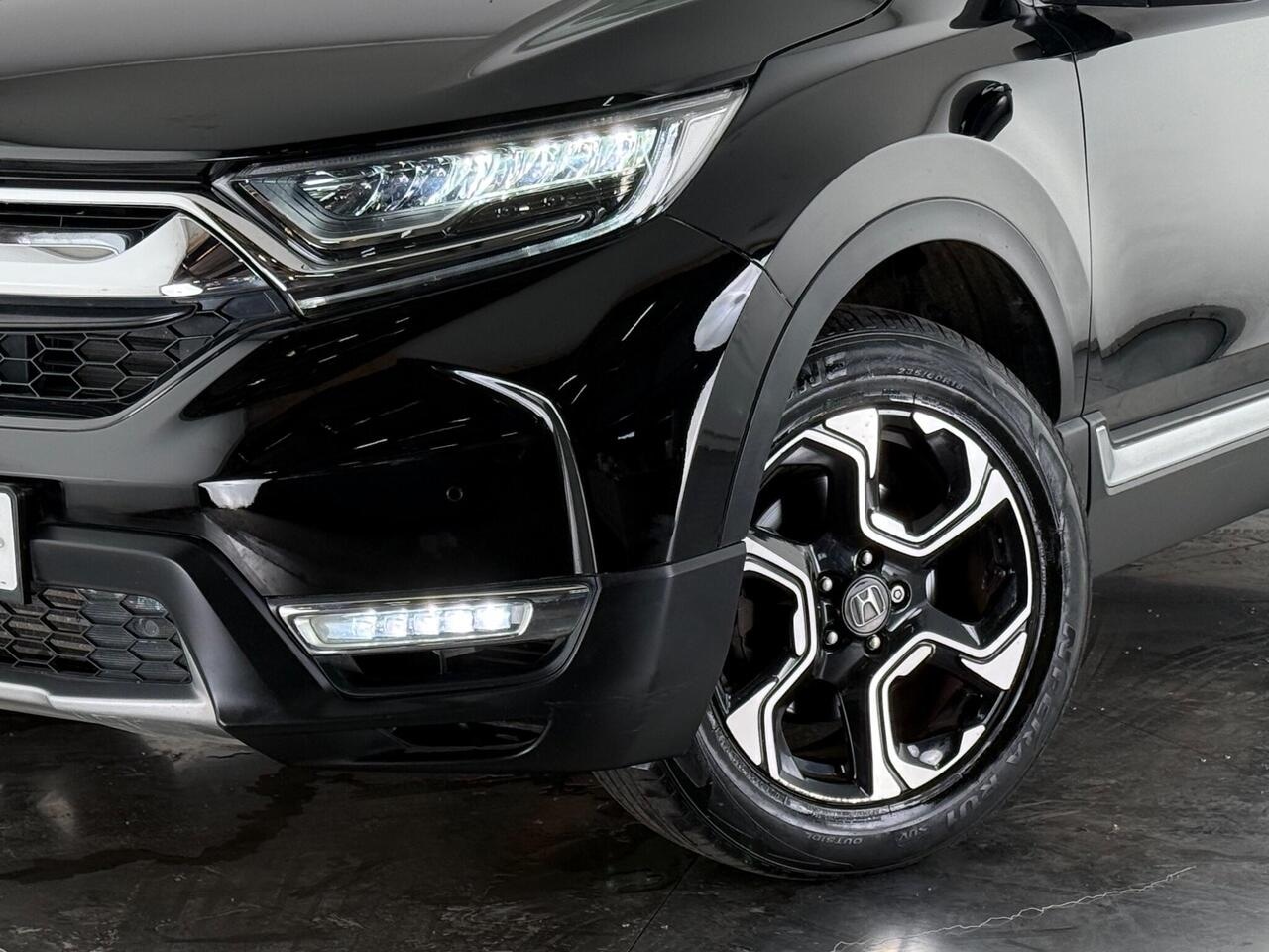 Honda CR-V thumbnail Wheel