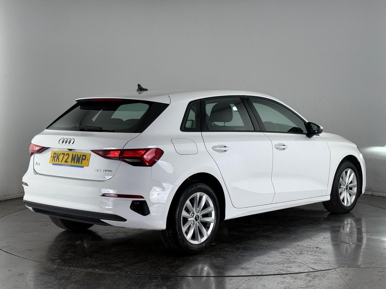 Audi A3 thumbnail Rear Right