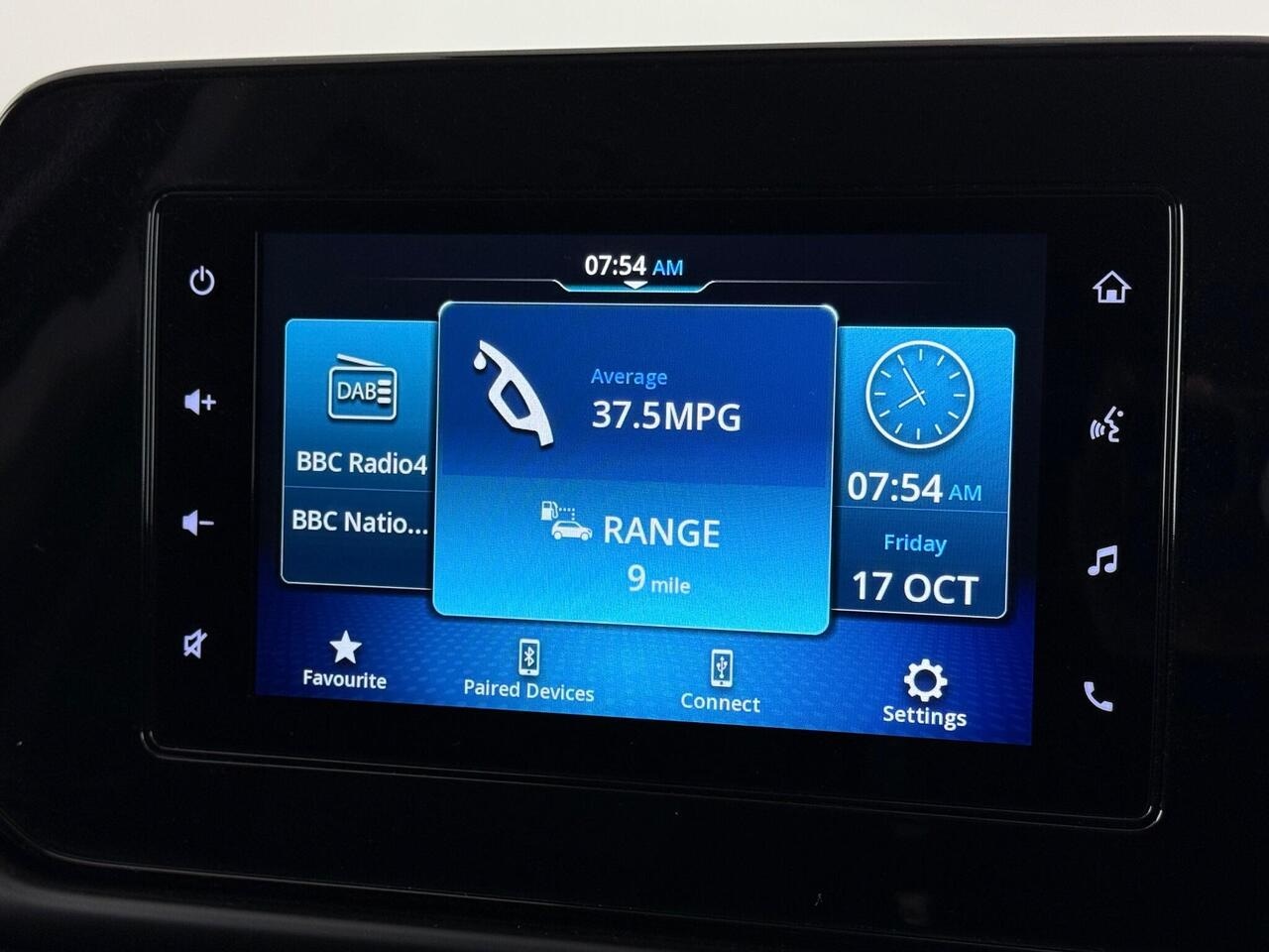 Suzuki S-Cross thumbnail Infotainment System
