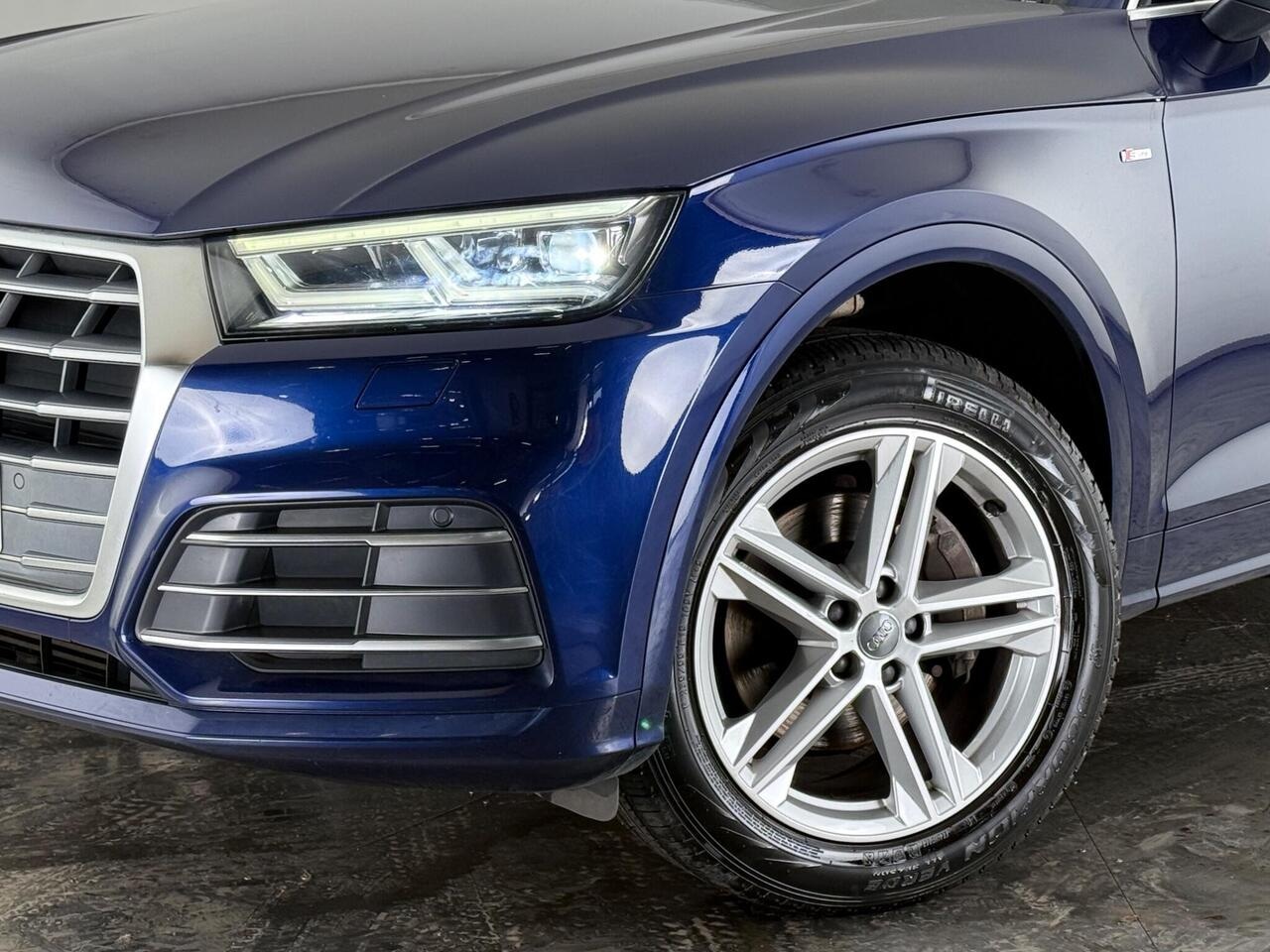 Audi Q5 thumbnail Wheel