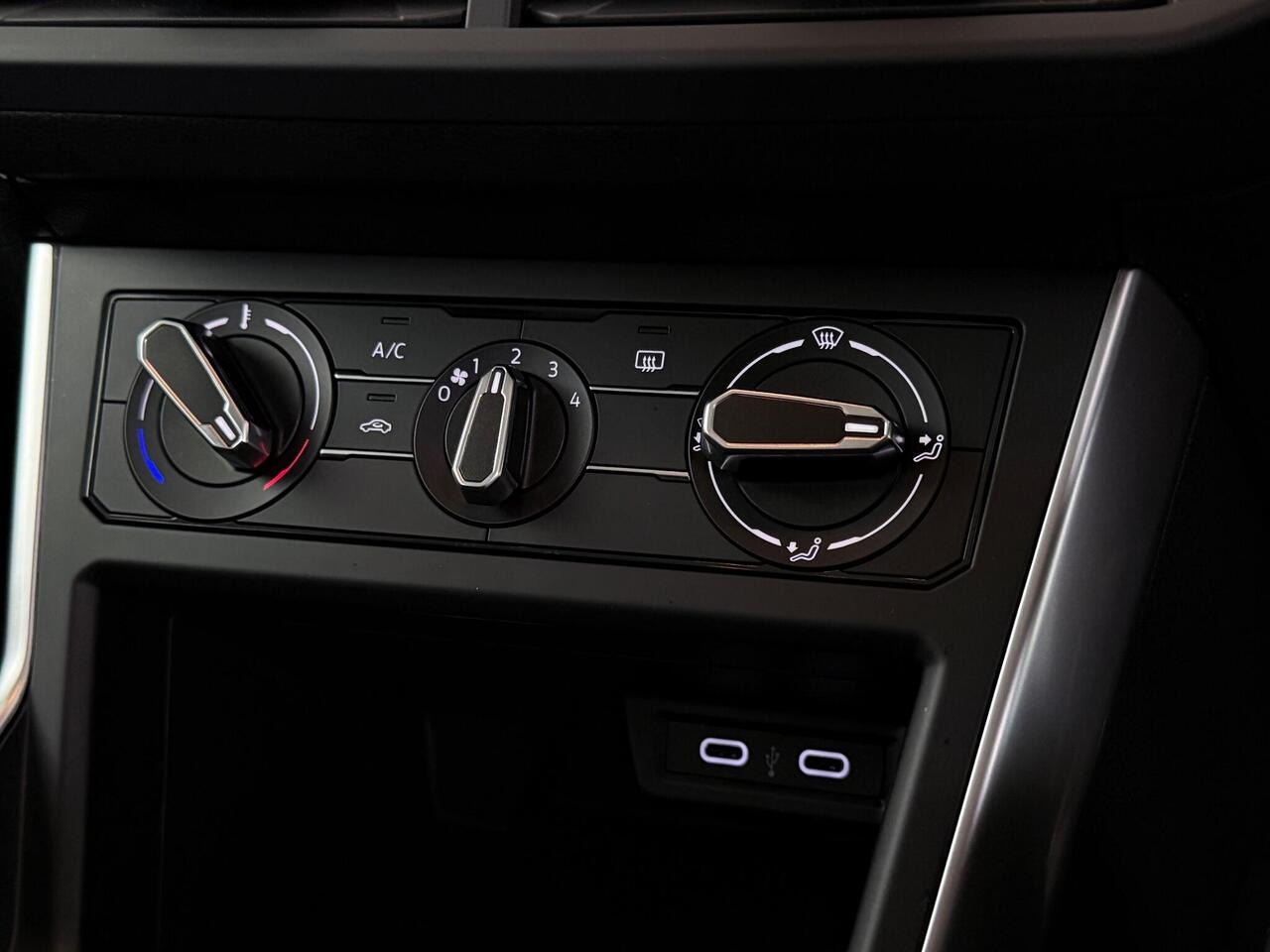 Volkswagen Polo thumbnail Misc Controls