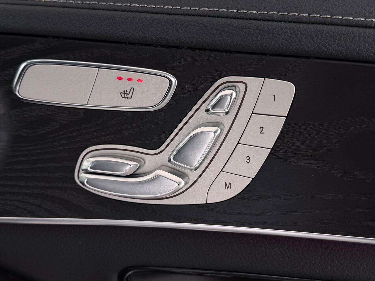 Mercedes-Benz C Class thumbnail Misc Controls
