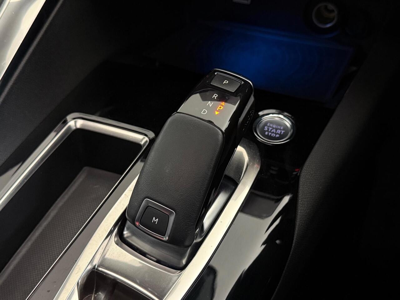 Peugeot 5008 thumbnail Misc Controls