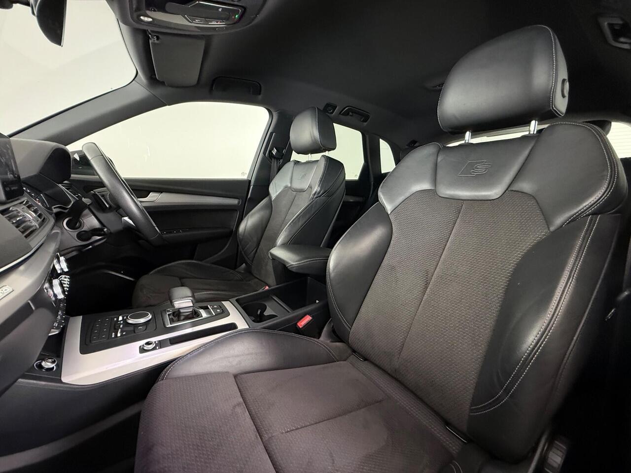 Audi Q5 thumbnail Seat Front Passenger