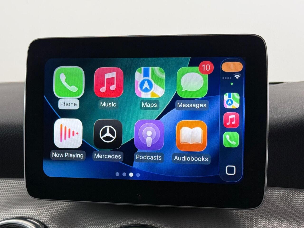 Mercedes-Benz GLA thumbnail Infotainment System