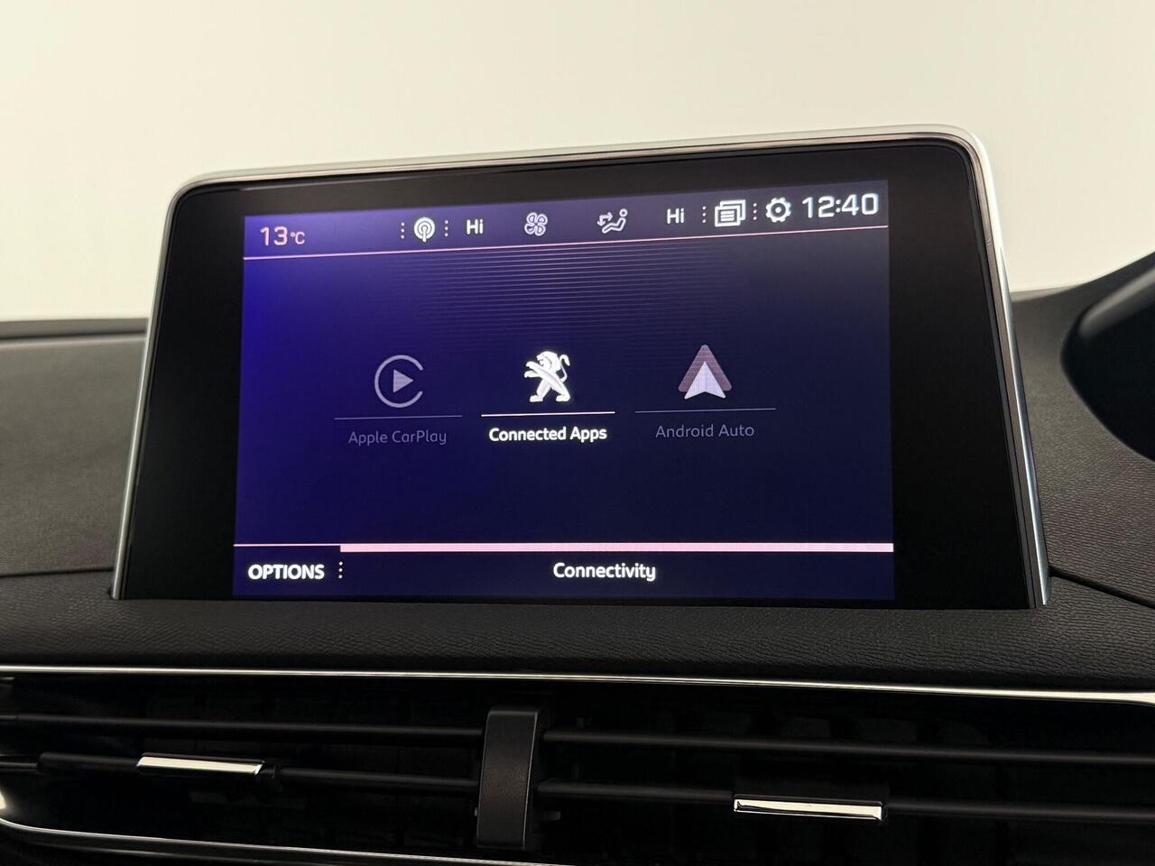 Peugeot 5008 thumbnail Infotainment System
