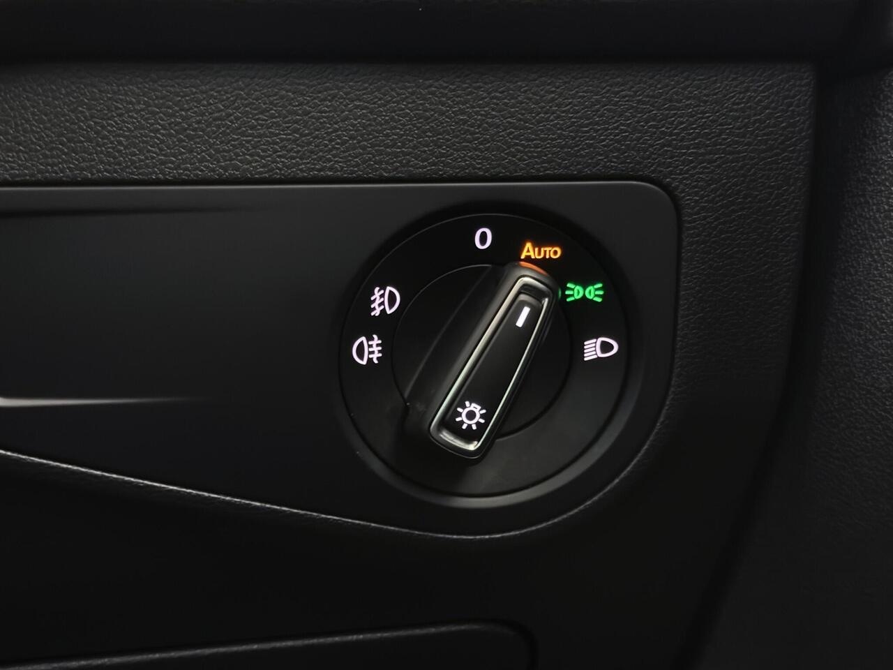 Volkswagen Tiguan thumbnail Misc Controls