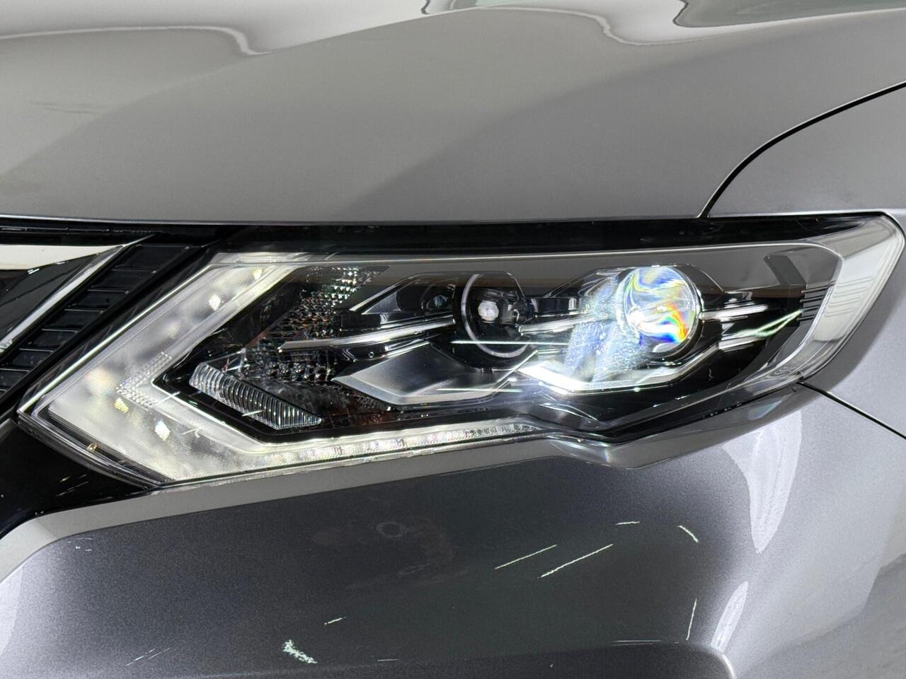 Nissan X-Trail thumbnail Lights Front