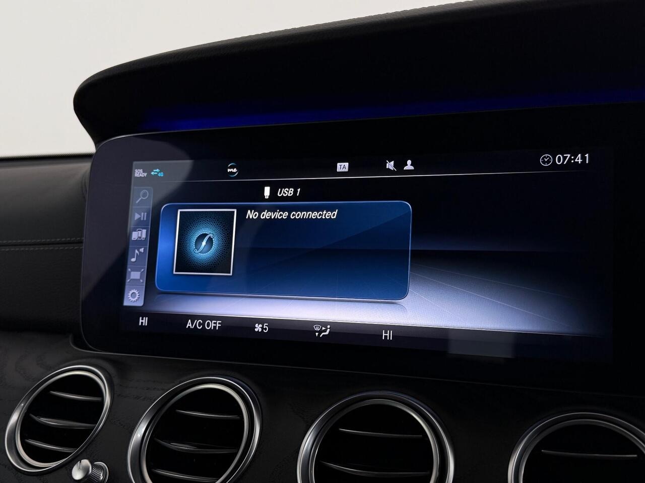 Mercedes-Benz E Class thumbnail Infotainment System