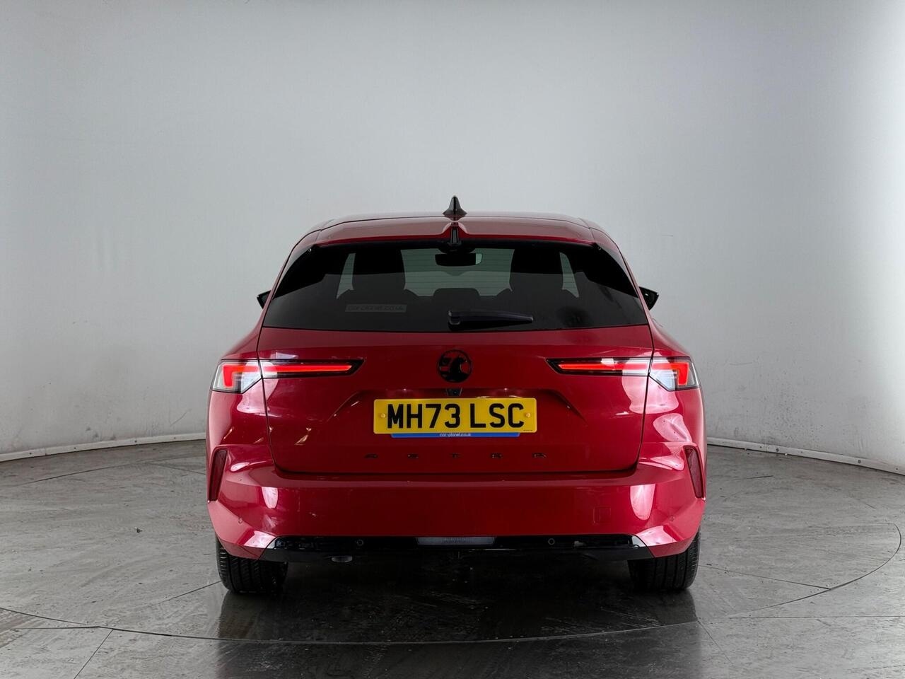 Vauxhall Astra thumbnail Rear