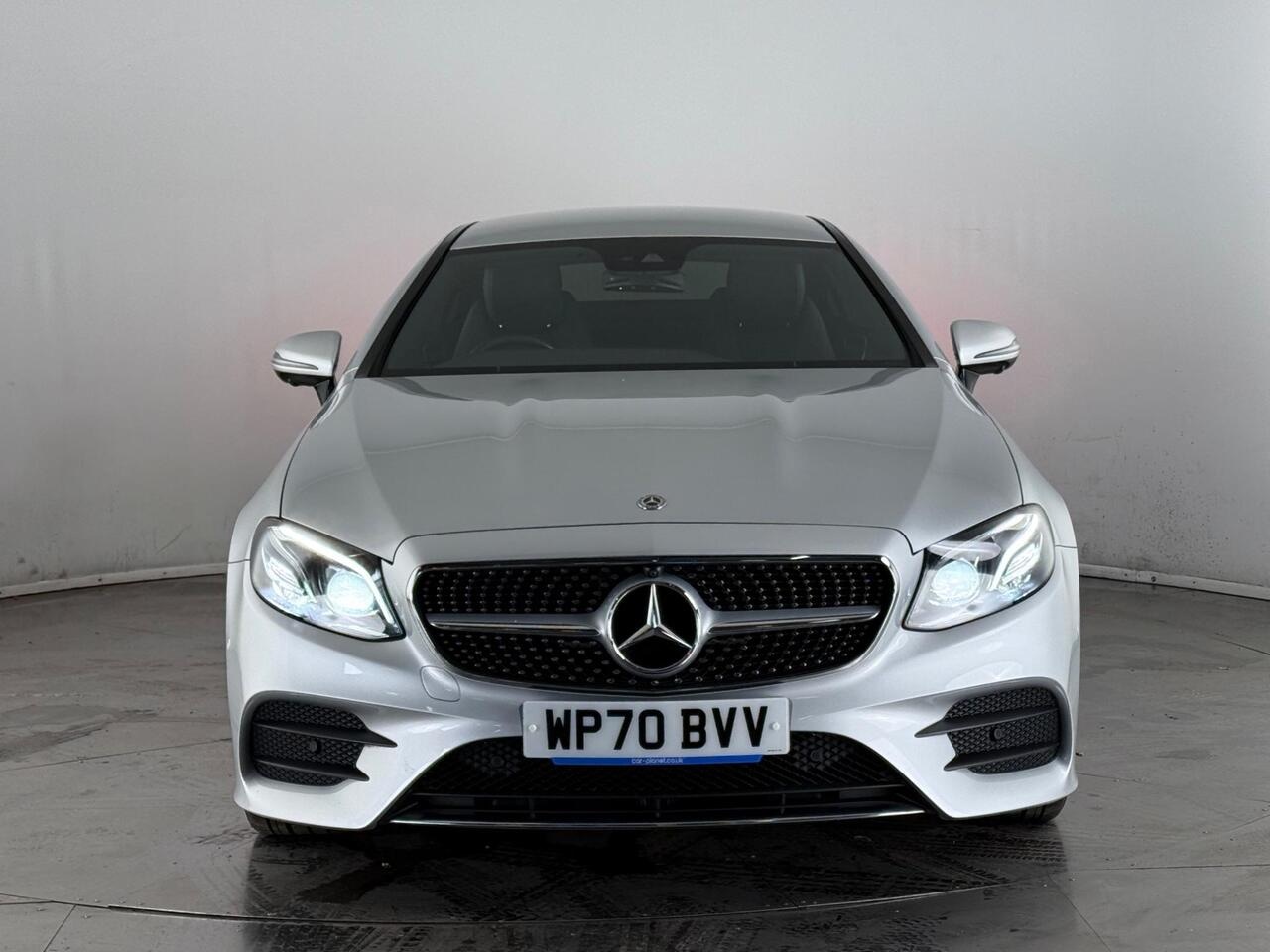 Mercedes-Benz E Class thumbnail Front
