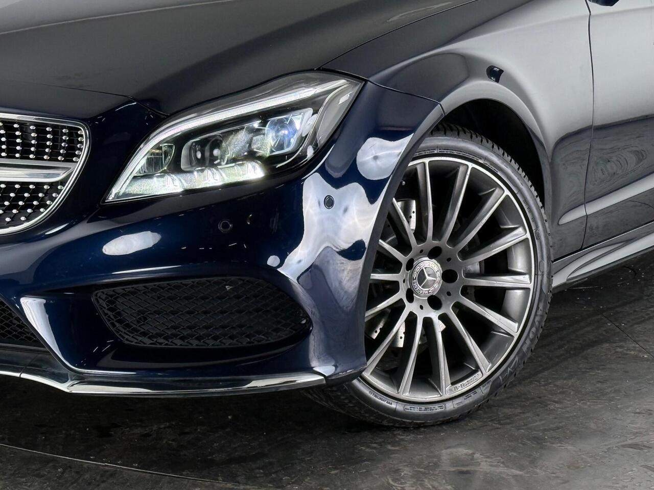 Mercedes-Benz CLS thumbnail Image 44