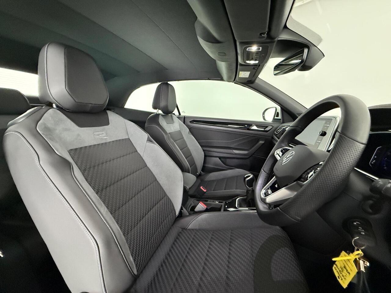 Volkswagen T-Roc thumbnail Seat Driver