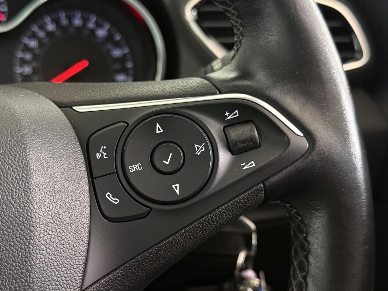 Vauxhall Grandland X thumbnail Misc Controls