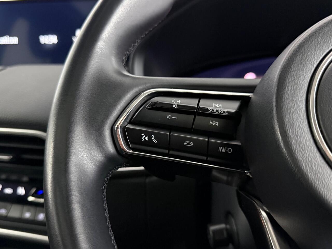 Mazda CX-60 thumbnail Misc Controls