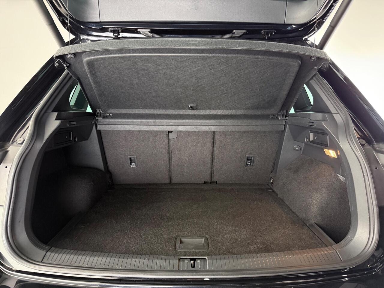 Volkswagen Tiguan thumbnail Boot