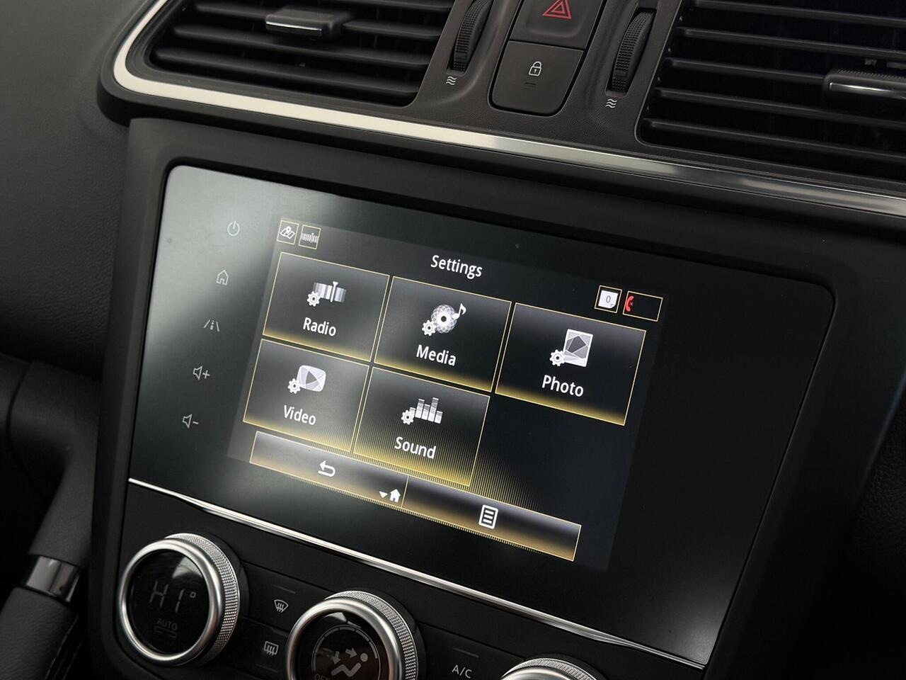 Renault Kadjar thumbnail Infotainment System