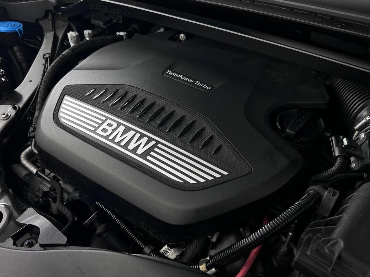 BMW X2 thumbnail Engine