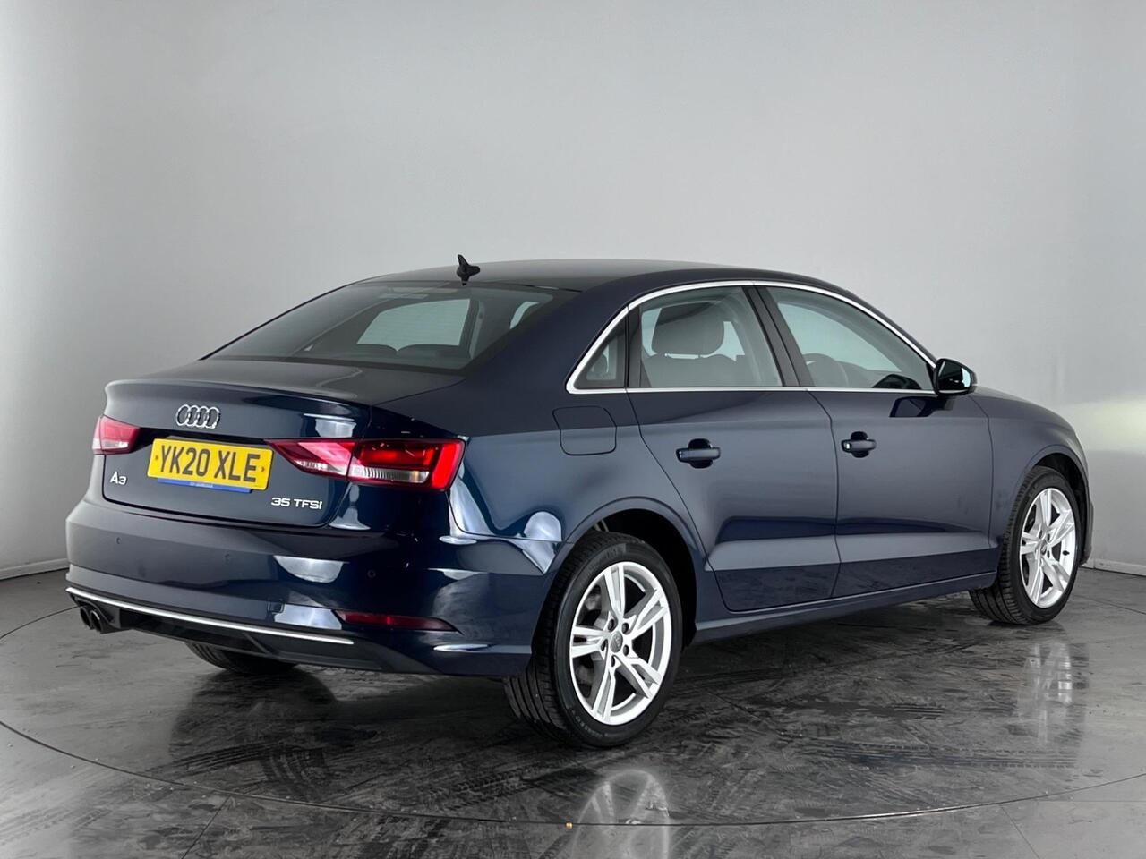 Audi A3 thumbnail Rear Right