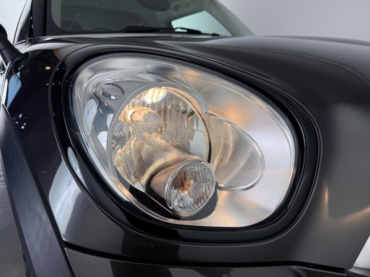 MINI Paceman thumbnail Lights Front