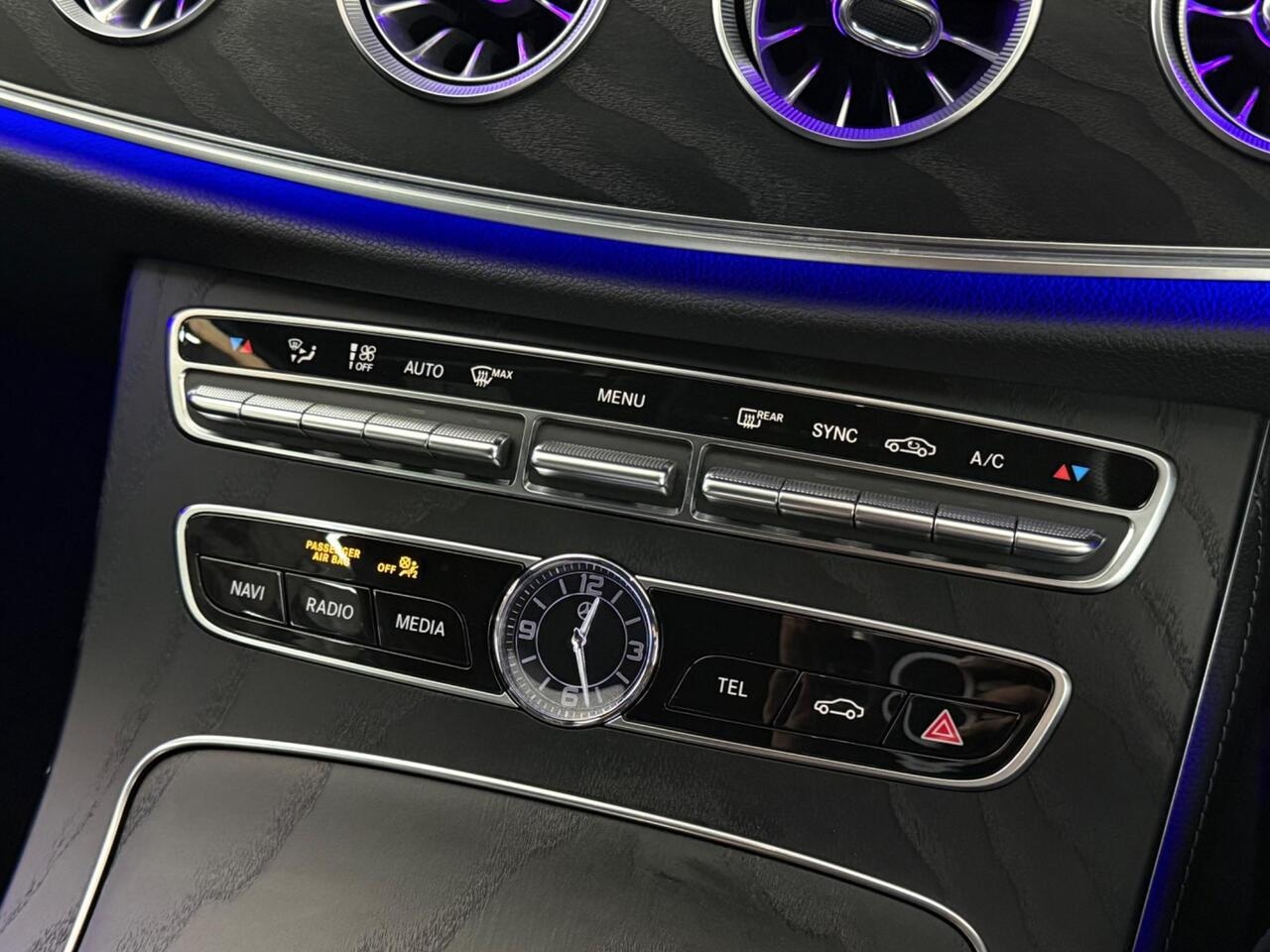 Mercedes-Benz E Class thumbnail Misc Controls