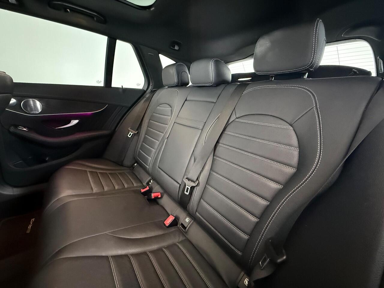 Mercedes-Benz C Class thumbnail Seats Rear