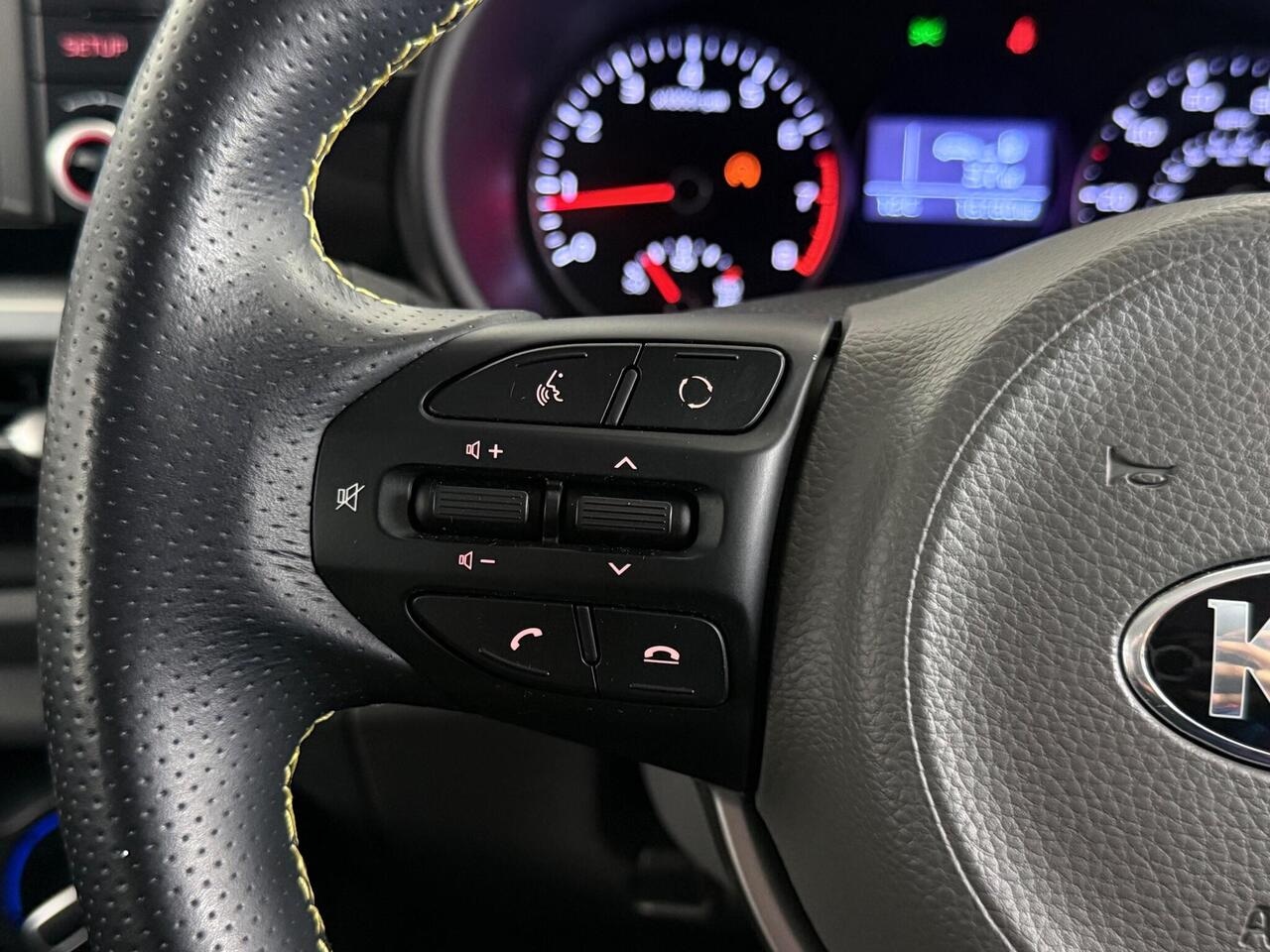 Kia Picanto thumbnail Misc Controls