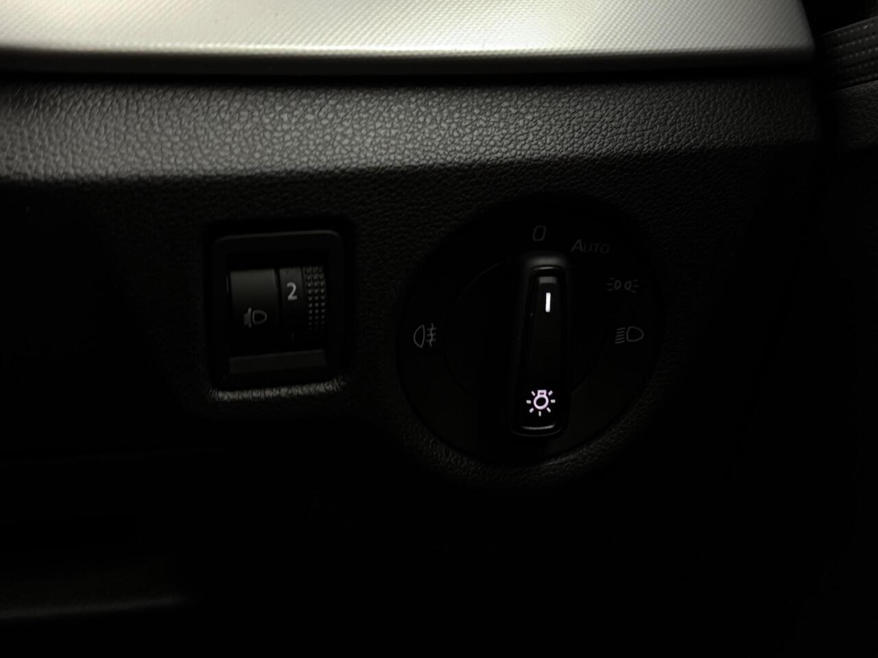 Skoda Kamiq thumbnail Misc Controls