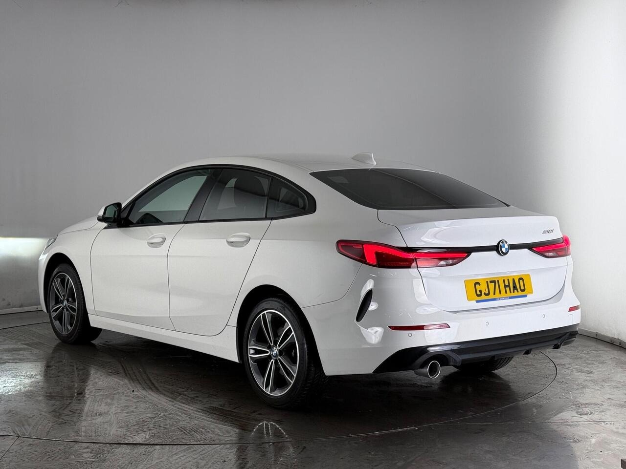 BMW 2 Series Gran Coupe thumbnail Rear Left
