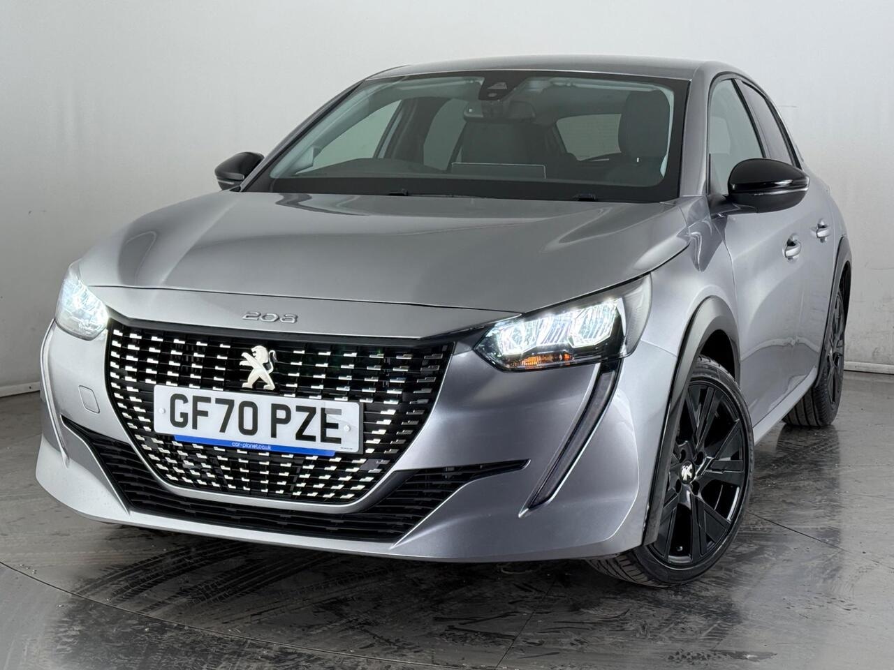 Peugeot 208 thumbnail Front Left