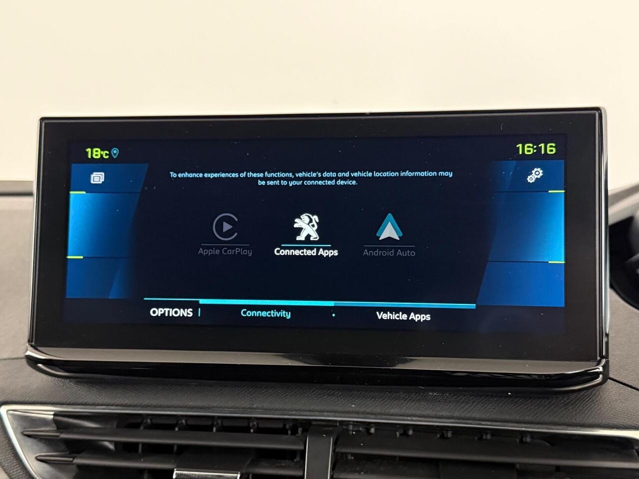 Peugeot 3008 thumbnail Infotainment System