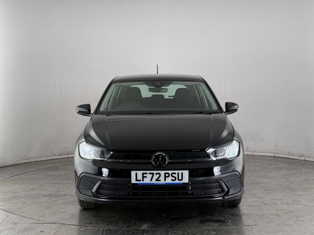 Volkswagen Polo thumbnail Front