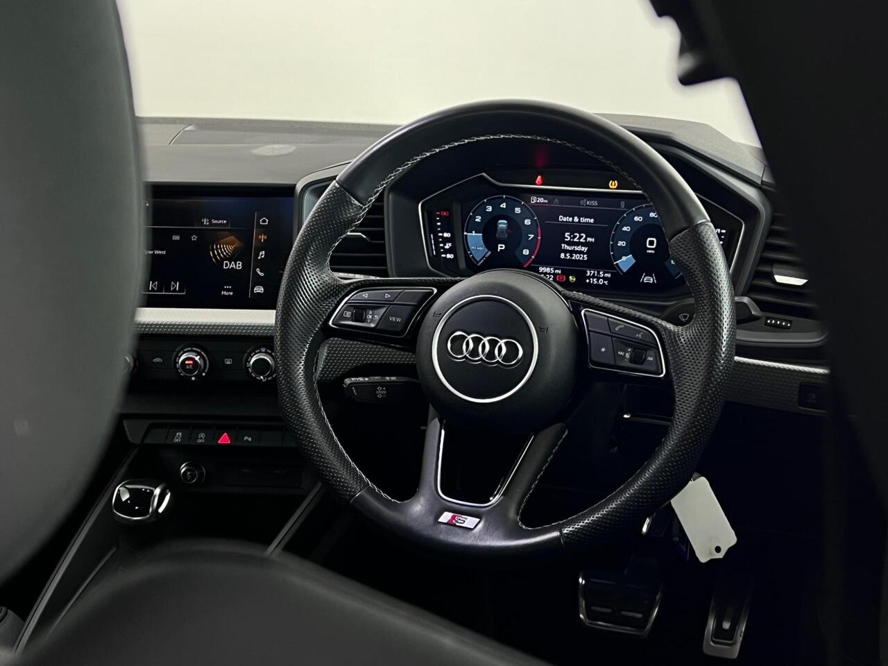 Audi A1 thumbnail Steering Wheel