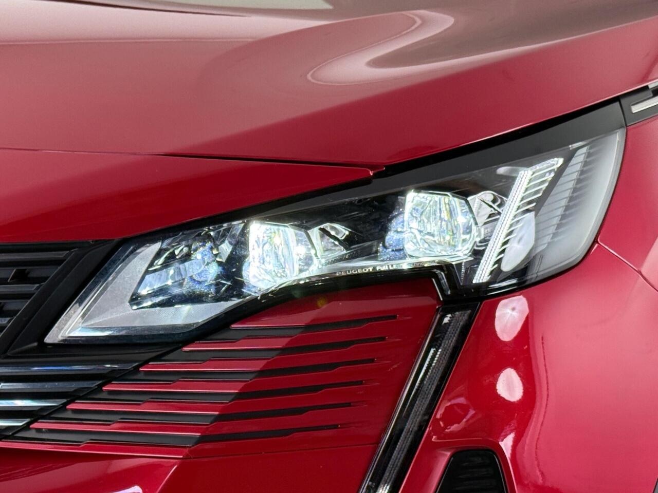 Peugeot 3008 thumbnail Lights Front