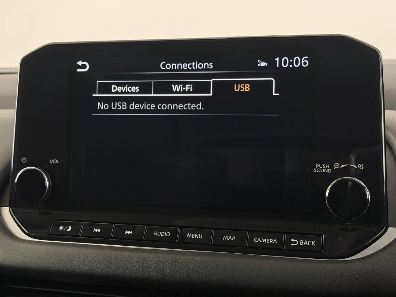 Nissan Qashqai thumbnail Infotainment System