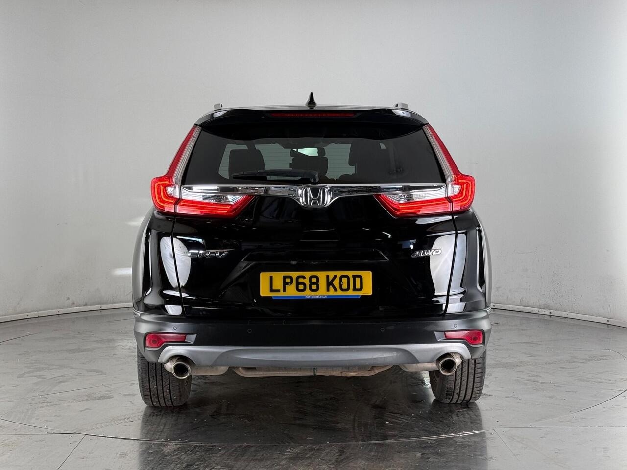 Honda CR-V thumbnail Rear