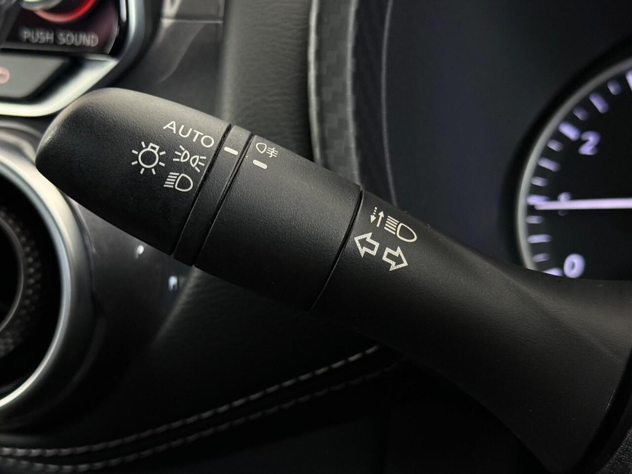 Nissan Juke thumbnail Misc Controls