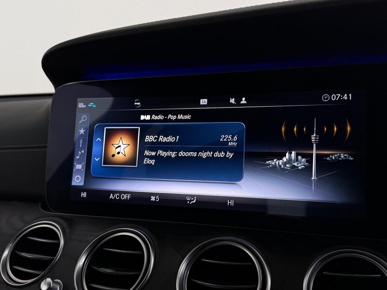 Mercedes-Benz E Class thumbnail Infotainment System