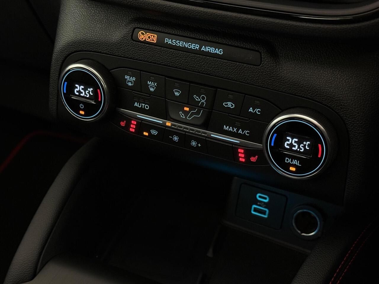 Ford Kuga thumbnail Misc Controls