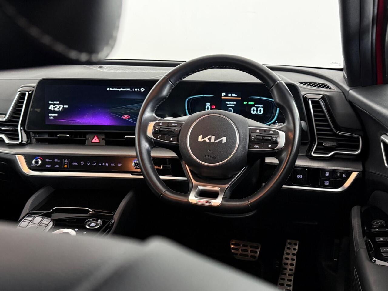 Kia Sportage thumbnail Steering Wheel