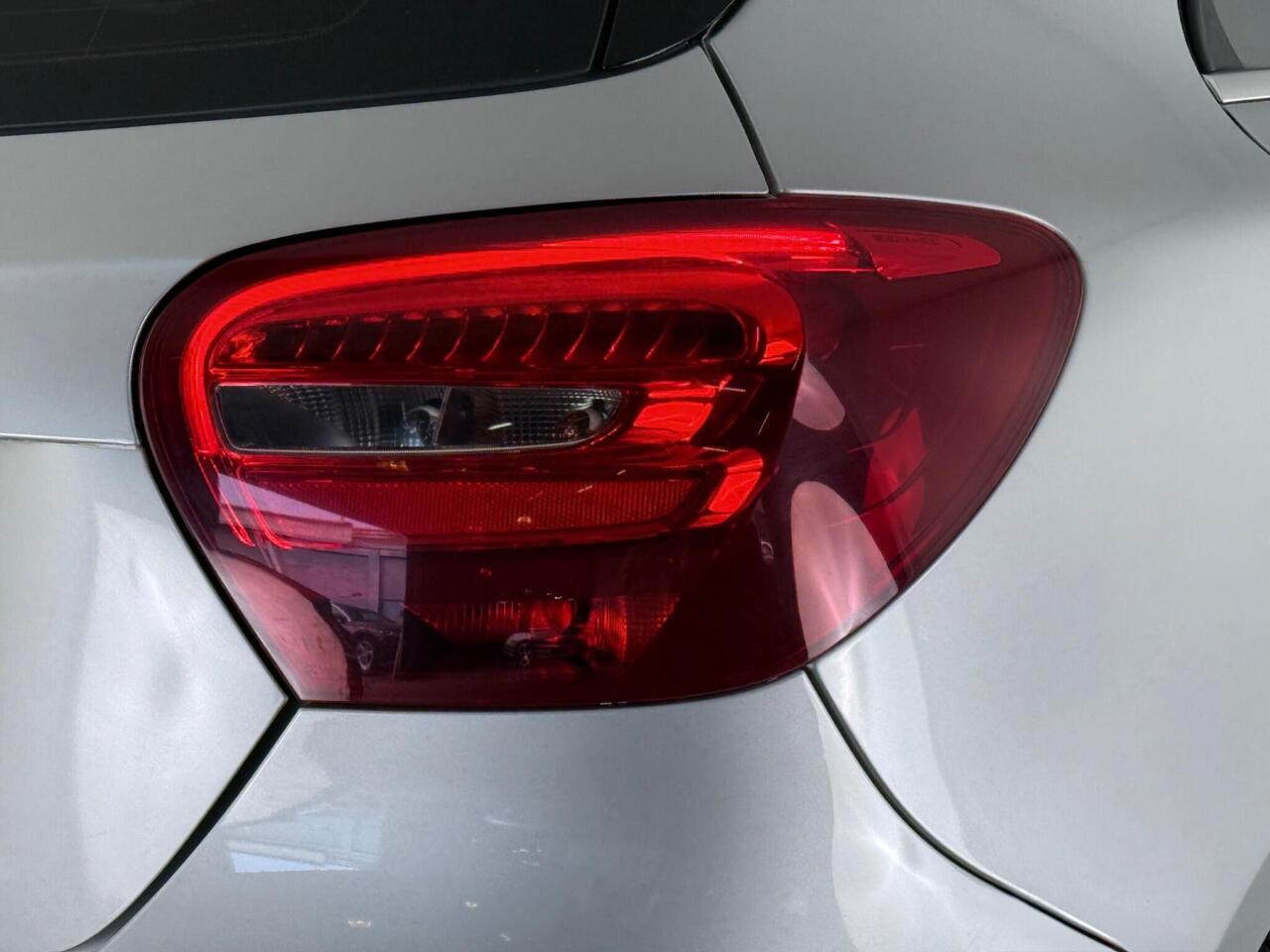 Mercedes-Benz A Class thumbnail Lights Rear