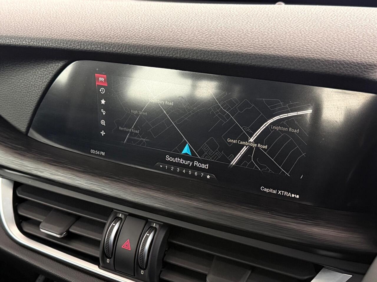 Alfa Romeo Stelvio thumbnail Infotainment System