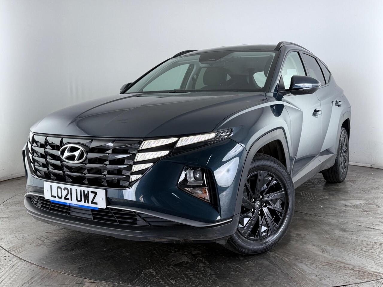 Hyundai TUCSON thumbnail Front Left