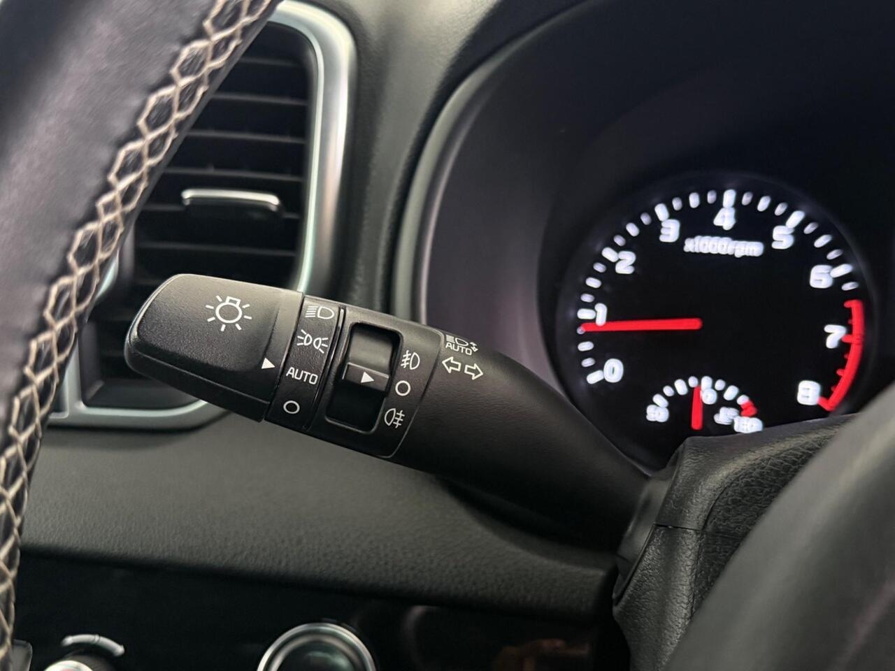 Kia Sportage thumbnail Misc Controls