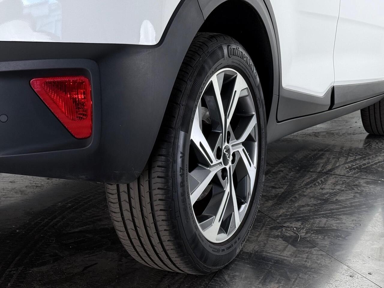 Kia Stonic thumbnail Wheel