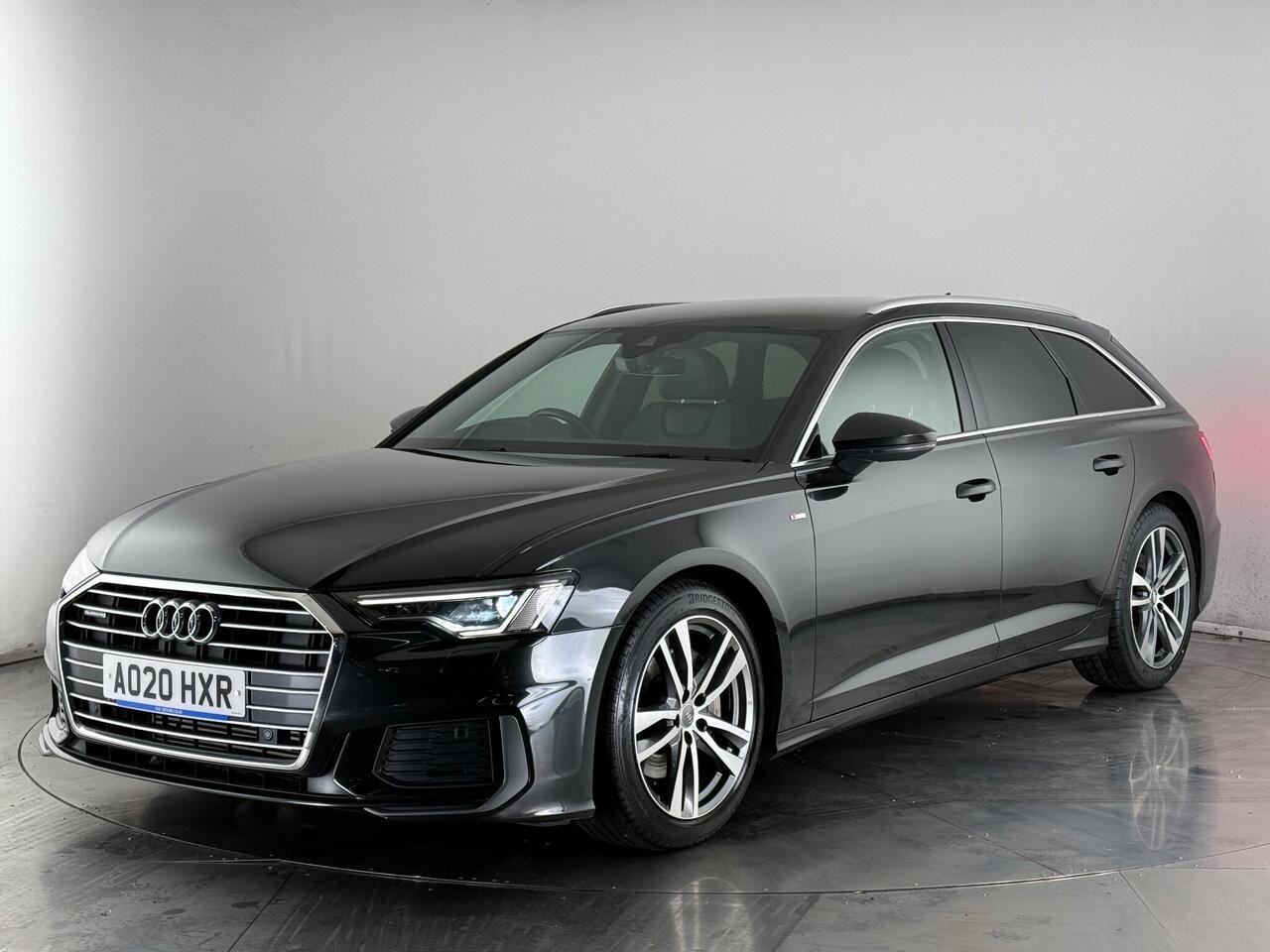 Audi A6 Avant thumbnail Front Left