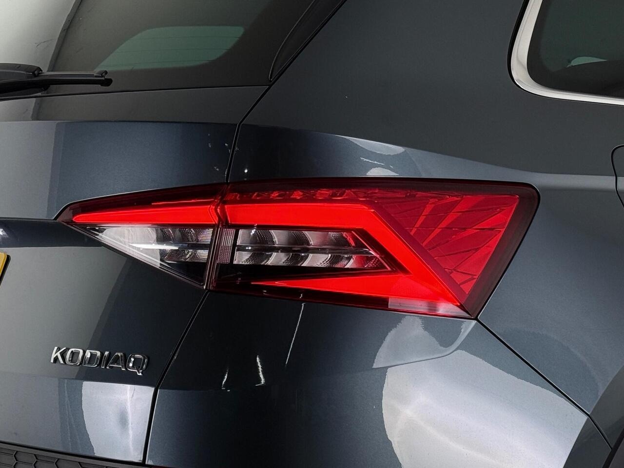 Skoda Kodiaq thumbnail Lights Rear