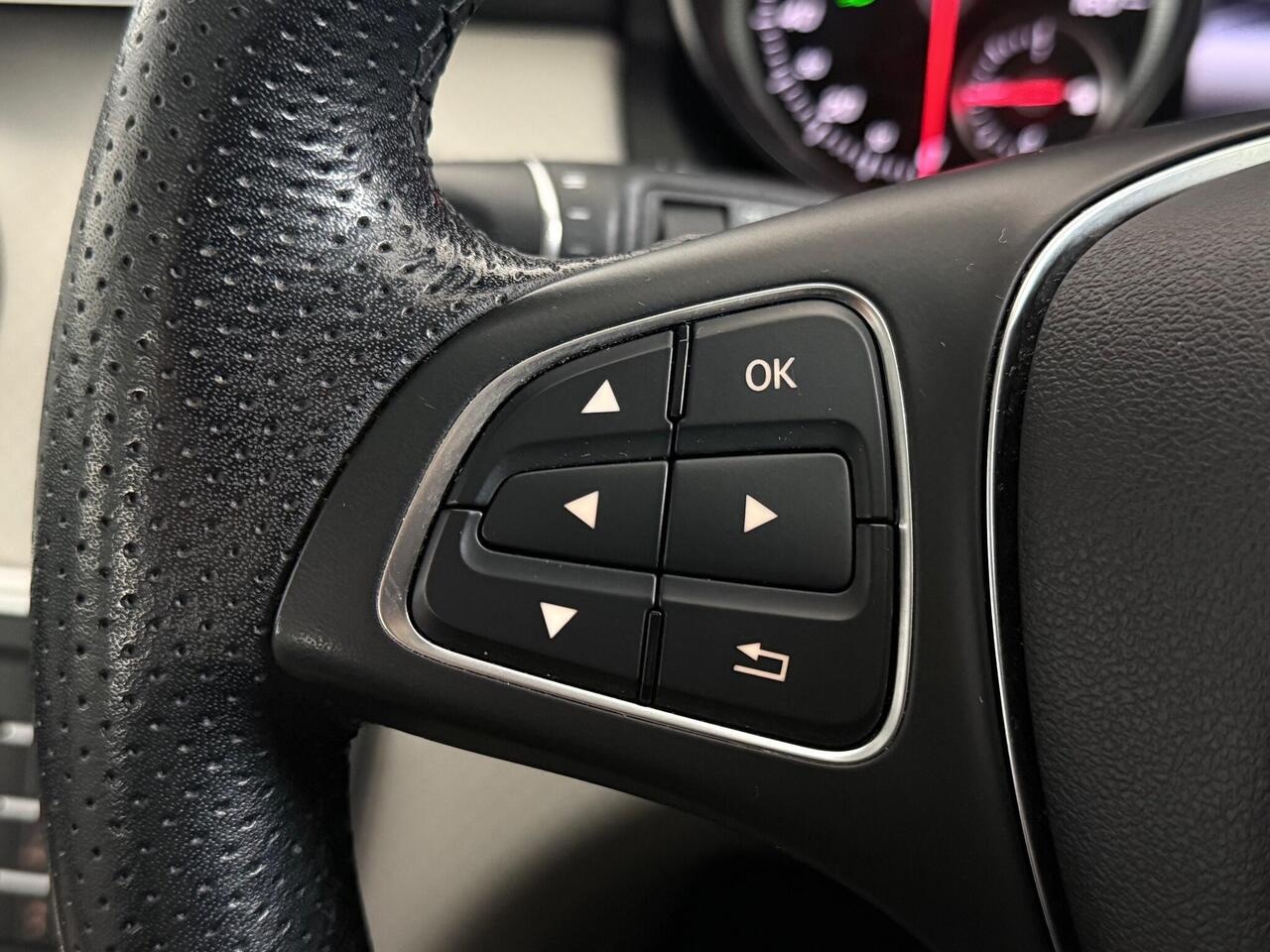 Mercedes-Benz A Class thumbnail Misc Controls