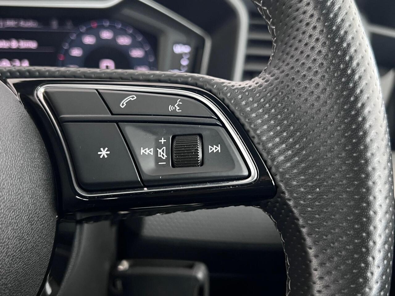 Audi A1 thumbnail Misc Controls